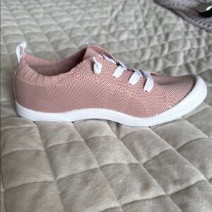 Stylish Pink Knit Sneakers